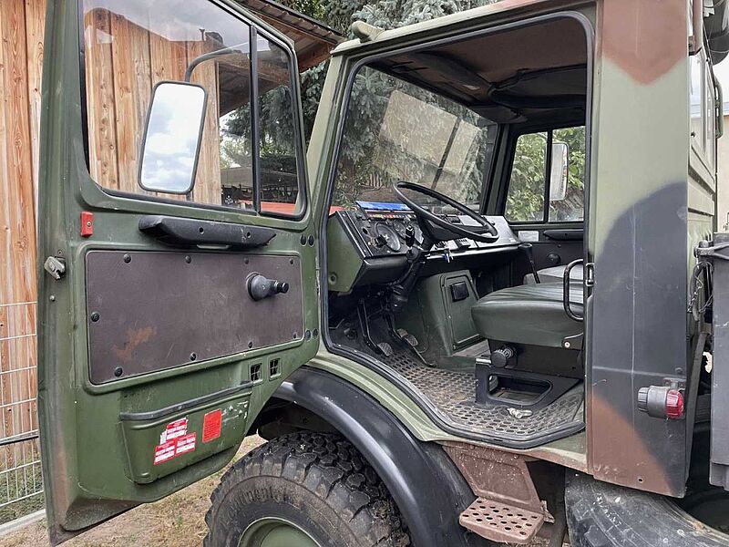 Mercedes-Benz Unimog 435