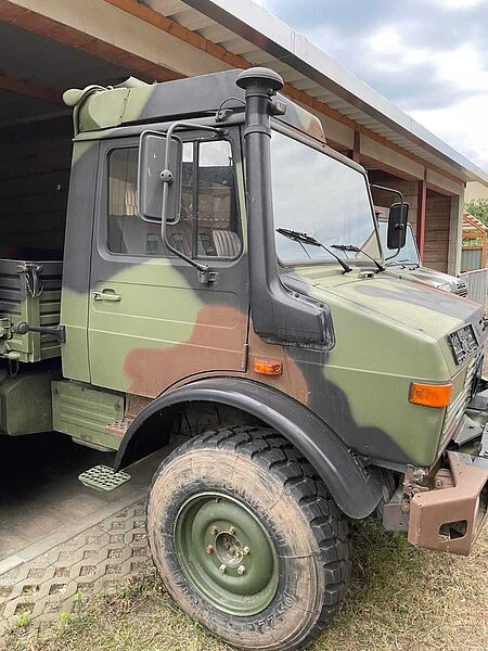 Mercedes-Benz Unimog 435