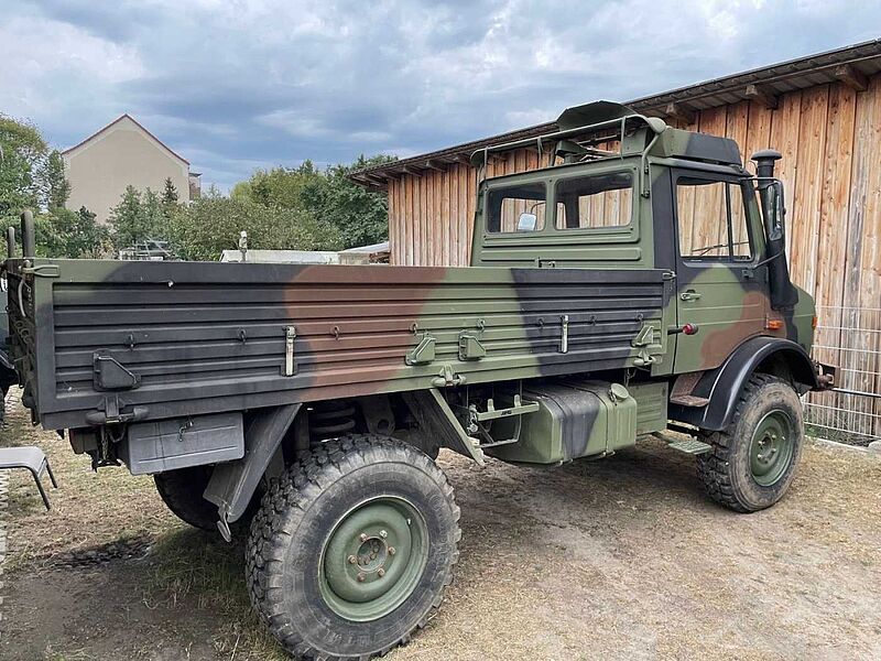 Mercedes-Benz Unimog 435